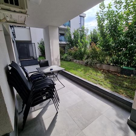 Apartament Superb In Regim Hotelier- Arad Plaza المظهر الخارجي الصورة